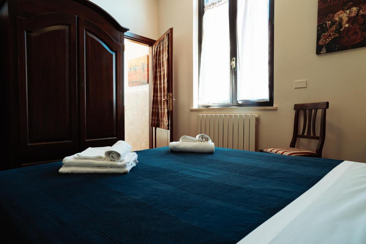 Il Pozzo Country House Collescipoli Eksteriør billede