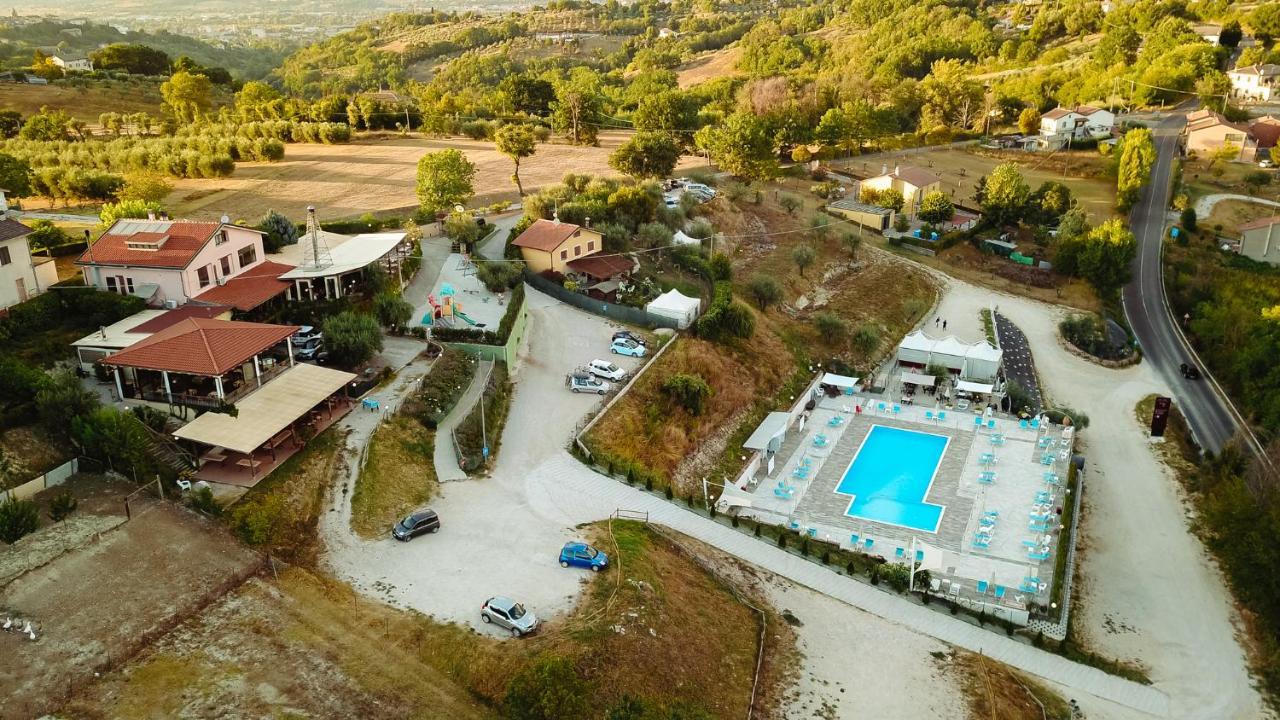 Il Pozzo Country House Collescipoli Eksteriør billede